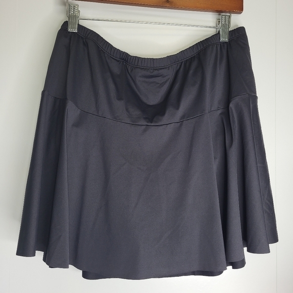 Lauren Ralph Lauren Swimsuit Bottom. Plus Size 22W. Skirt with Slimming Fit. - Picture 1 of 10